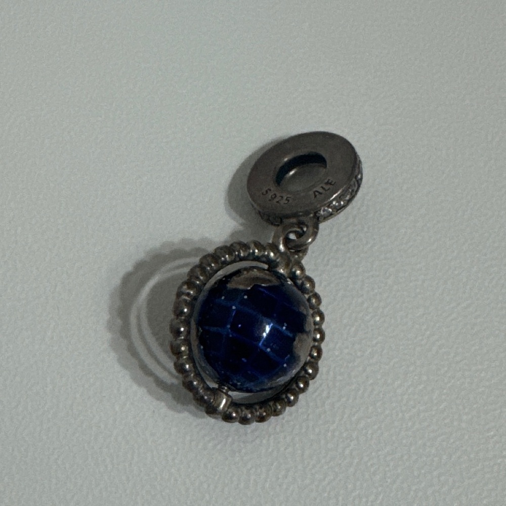Pandora Globe Charm BRAND NEW 100% Authentic